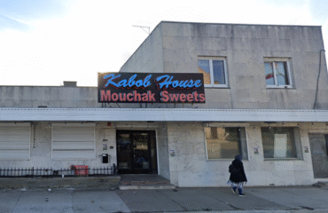 Kabab-House-Mouchak-Sweets